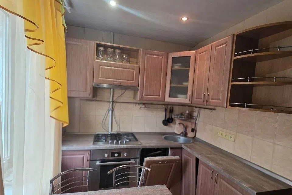 Продаётся 3-комнатная квартира, 62.3 м²