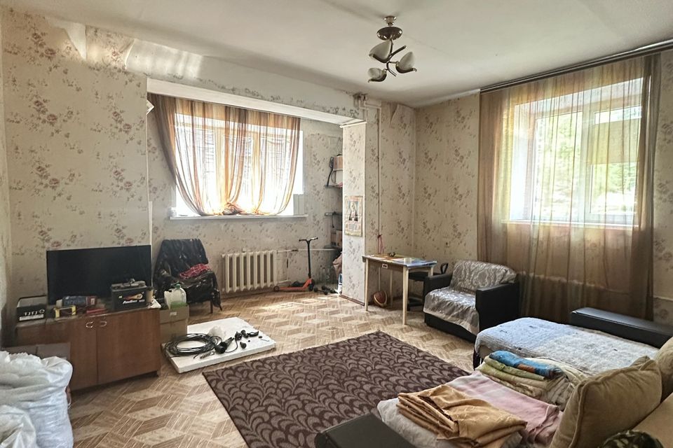 Продаётся 3-комнатная квартира, 69.3 м²