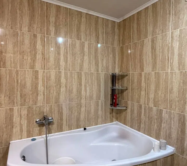 Продаётся 3-комнатная квартира, 60 м²