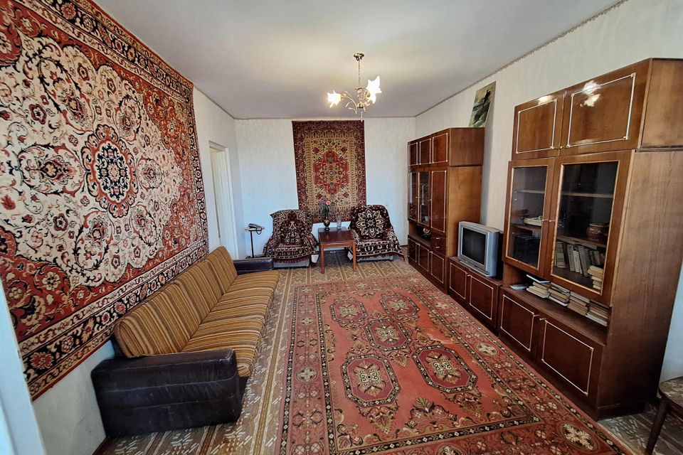 Продаётся 2-комнатная квартира, 56 м²
