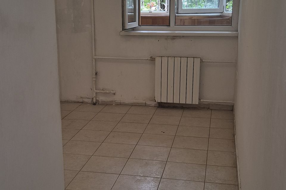 Продаётся 1-комнатная квартира, 37 м²