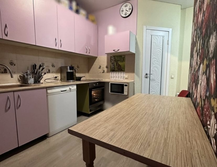 Продаётся 1-комнатная квартира, 51.4 м²
