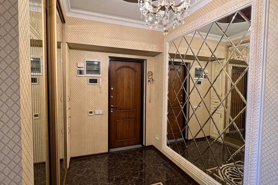 Продаётся 2-комнатная квартира, 74.7 м²