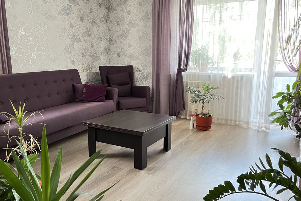 Продаётся 3-комнатная квартира, 67.7 м²