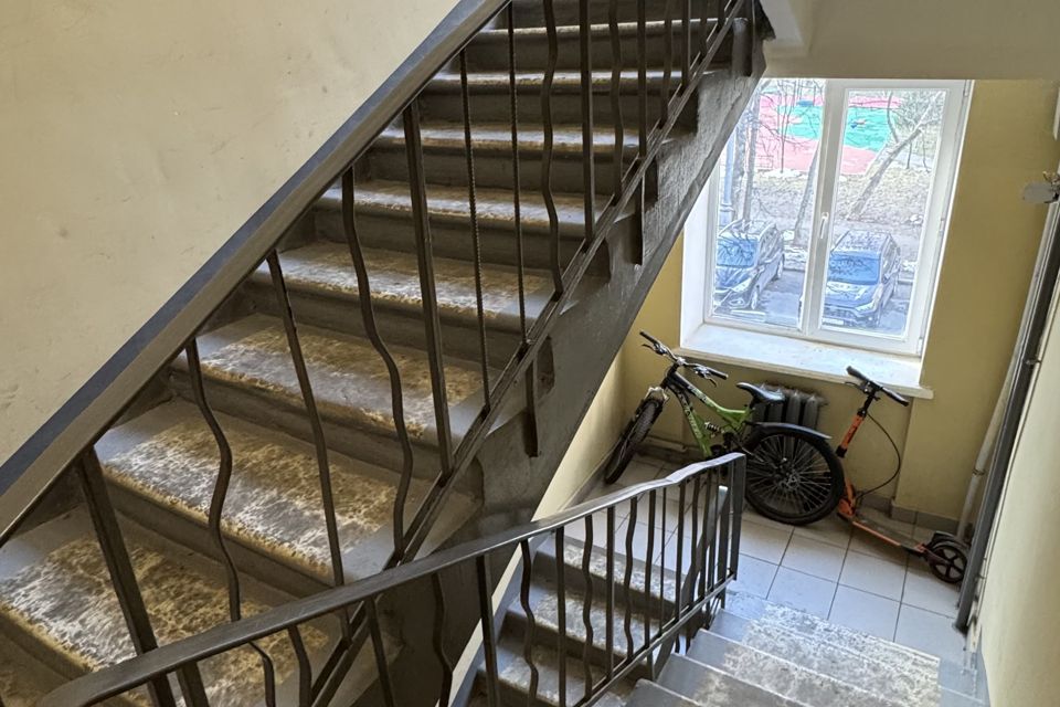 Продаётся 2-комнатная квартира, 41.9 м²