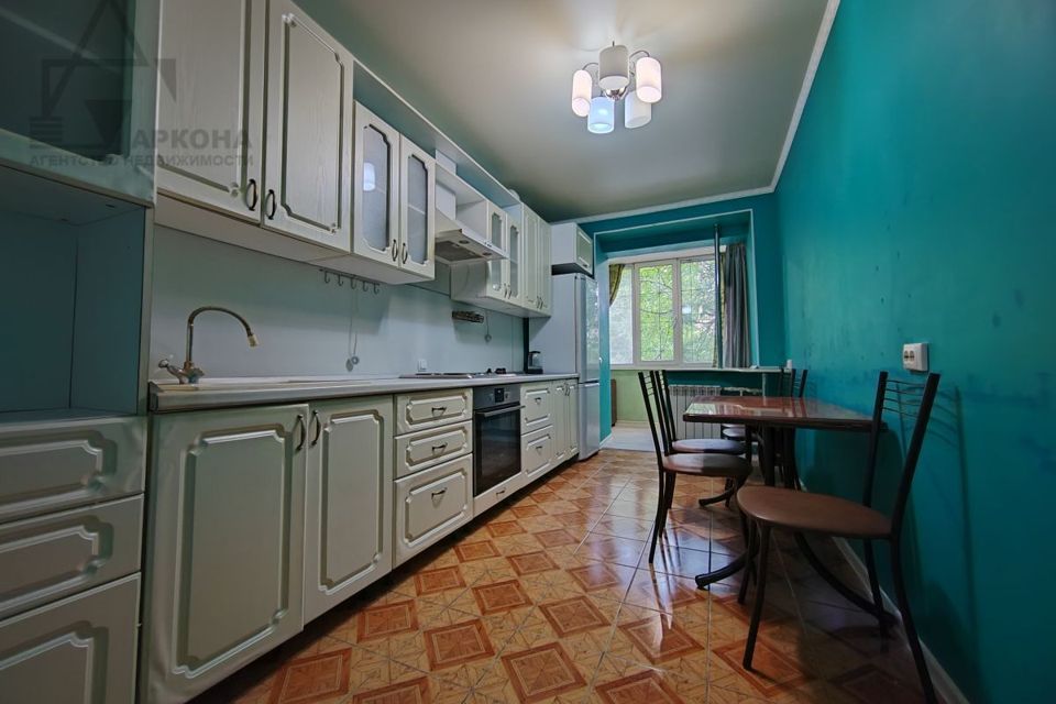 Продаётся 1-комнатная квартира, 41.7 м²