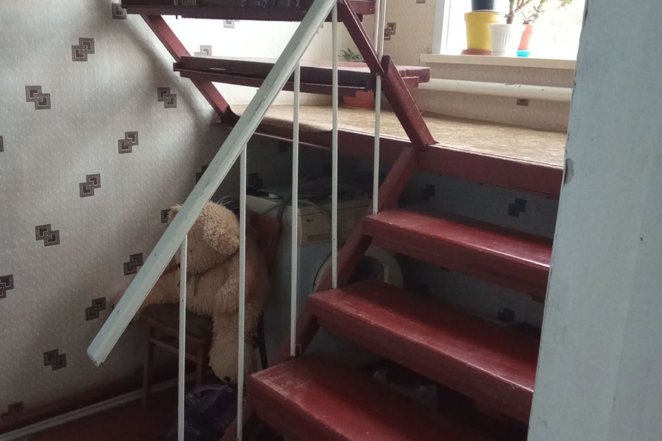 Продаётся 2-этажный дом, 200 м²