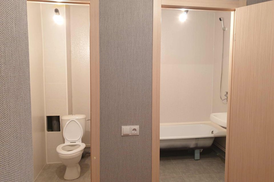 Продаётся 2-комнатная квартира, 64 м²