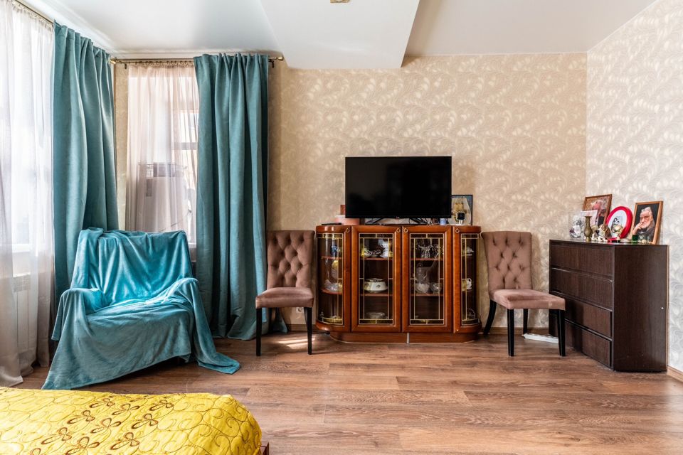 Продаётся 2-комнатная квартира, 62.4 м²