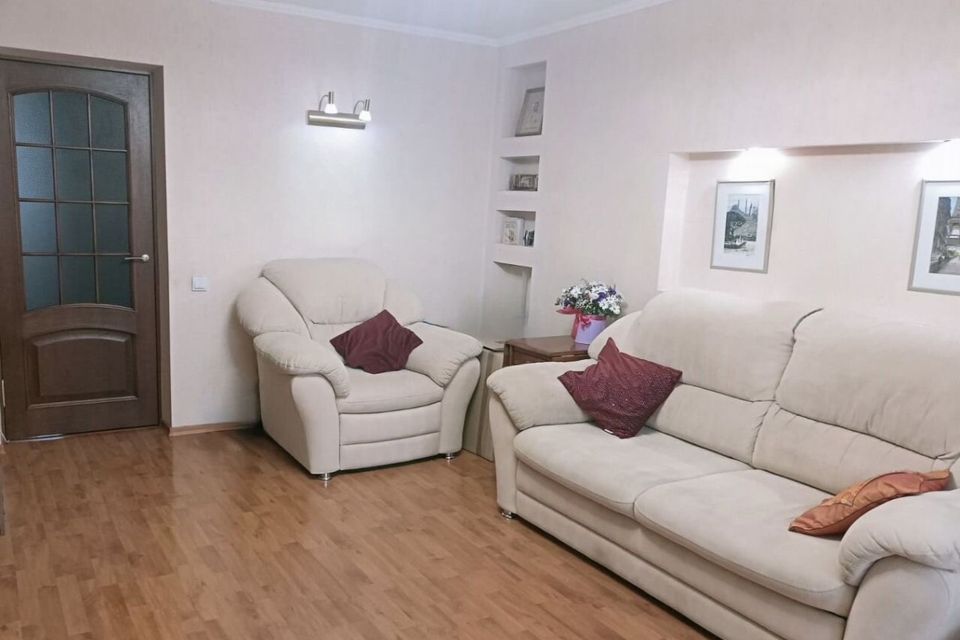 Продаётся 2-комнатная квартира, 53.6 м²
