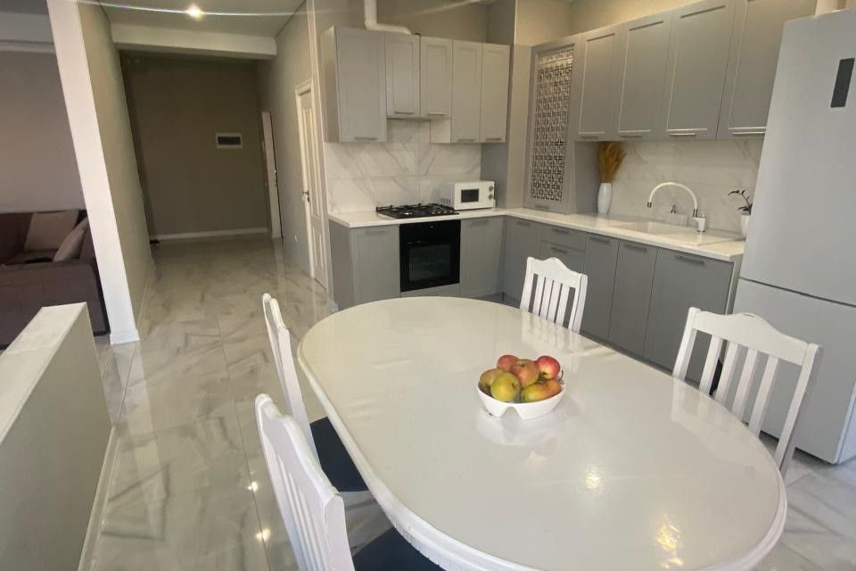 Продаётся 3-комнатная квартира, 99.5 м²