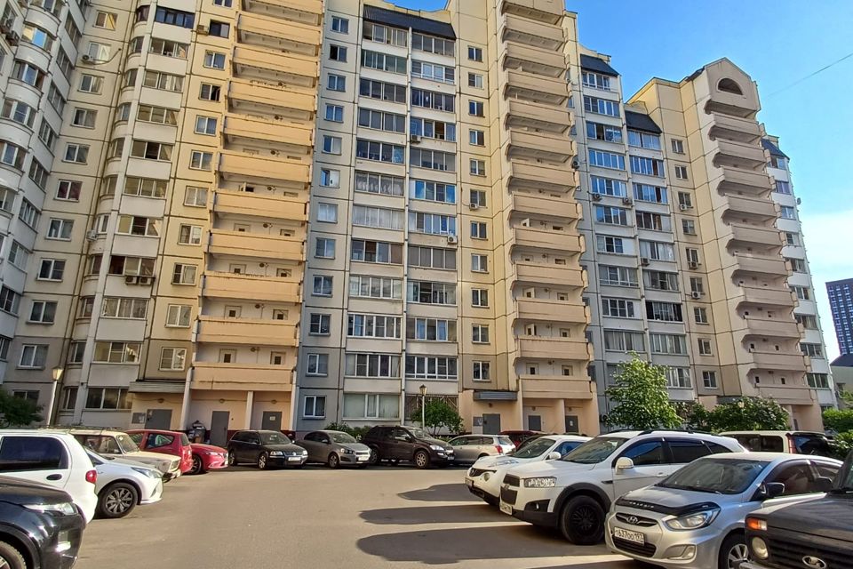 Продаётся 1-комнатная квартира, 44.8 м²