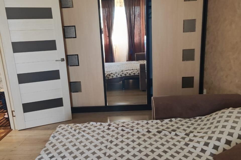 Сдаётся 1-комнатная квартира, 38 м²