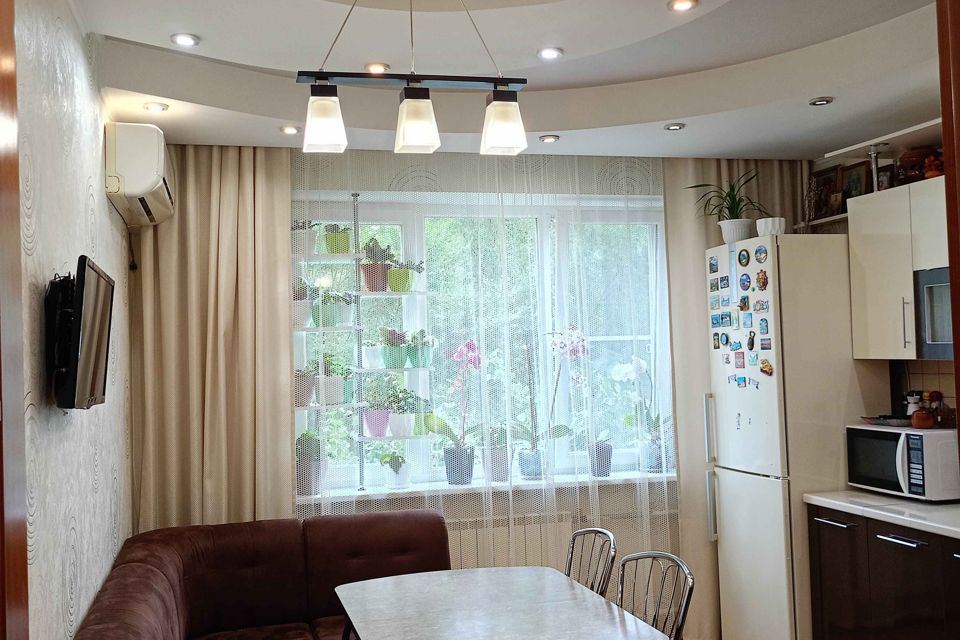 Продаётся 3-комнатная квартира, 85.7 м²