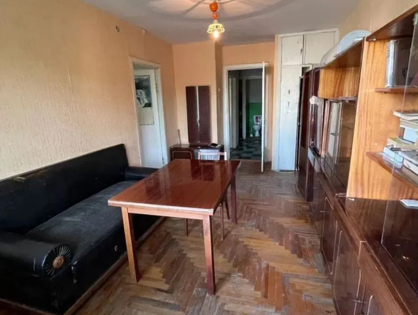 Продаётся 3-комнатная квартира, 52.8 м²