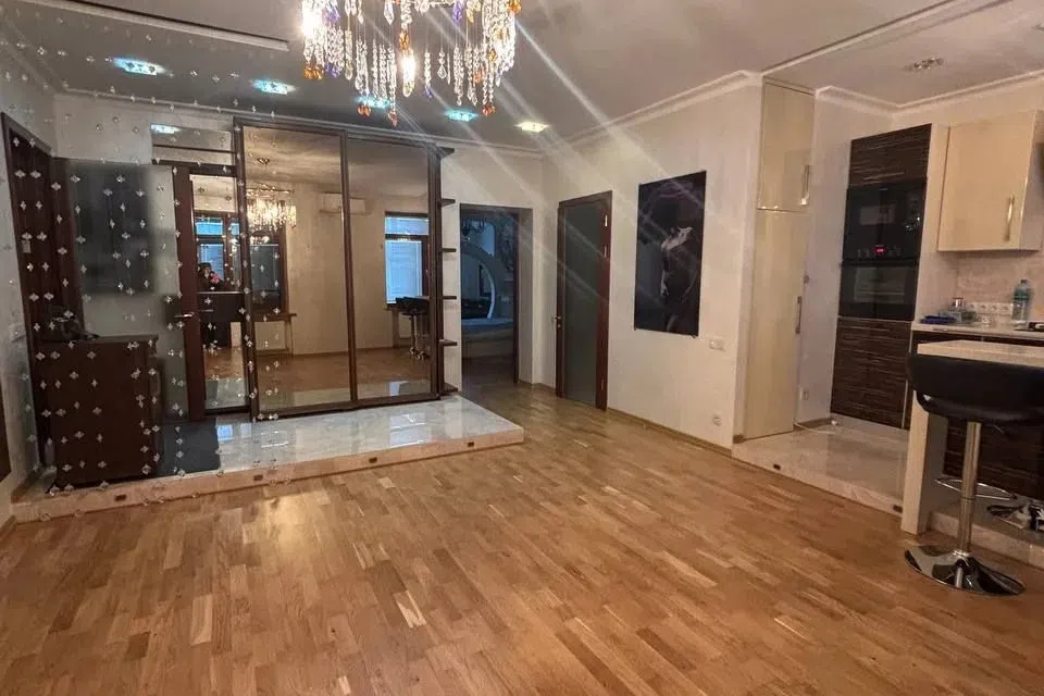 Продаётся 2-комнатная квартира, 52 м²