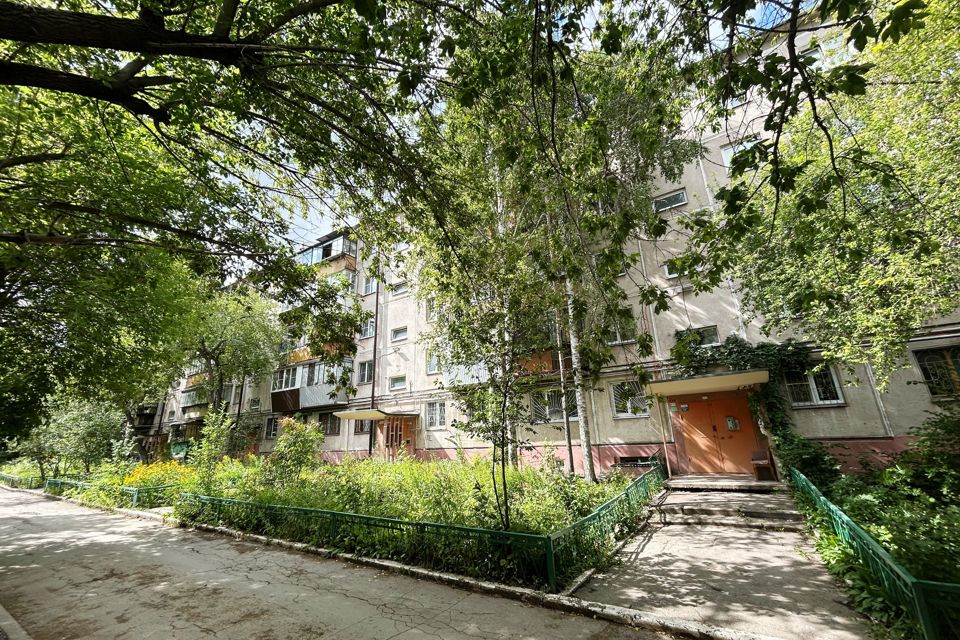 Продаётся 2-комнатная квартира, 43.8 м²