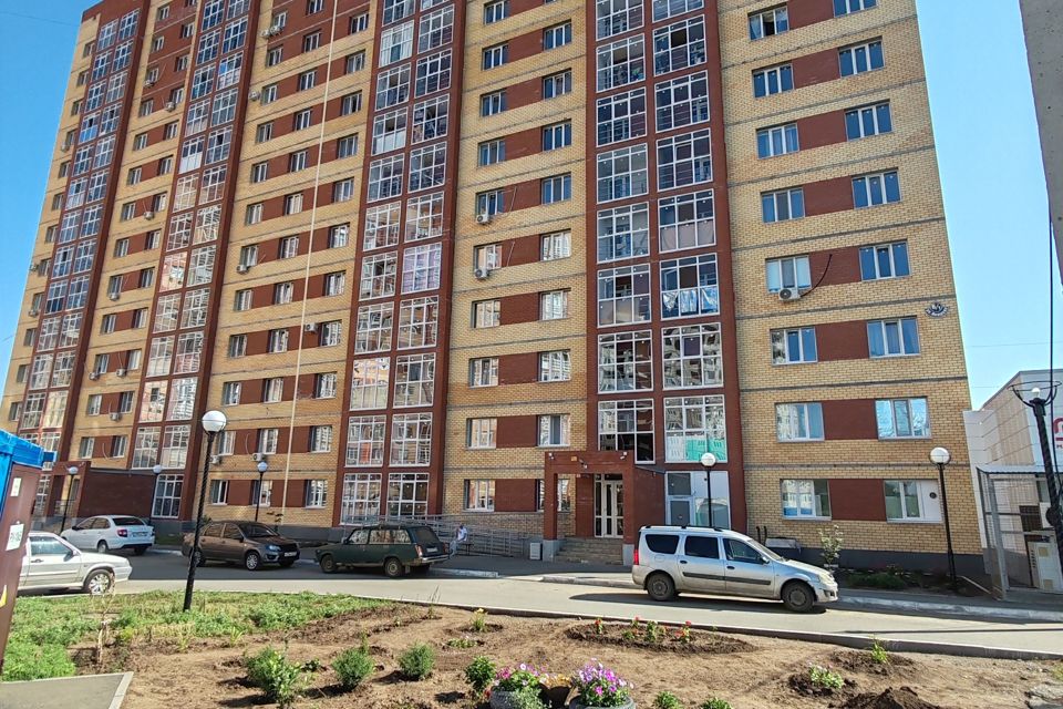 Продаётся 2-комнатная квартира, 62.8 м²