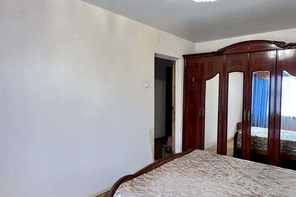 Продаётся 4-комнатная квартира, 90.2 м²