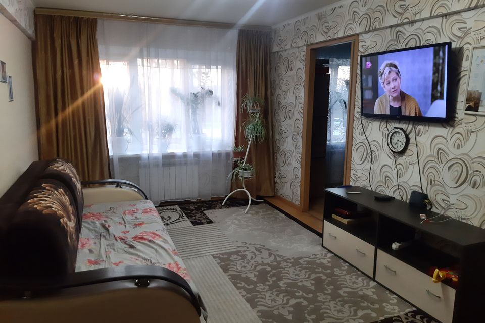 Продаётся 3-комнатная квартира, 56 м²