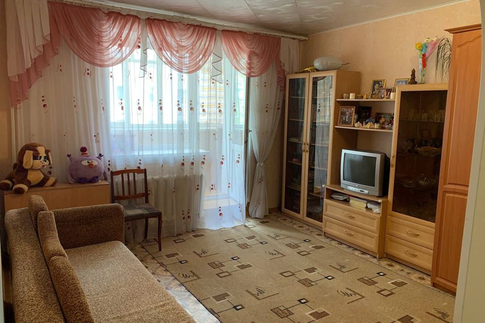 Продаётся 1-комнатная квартира, 37.3 м²