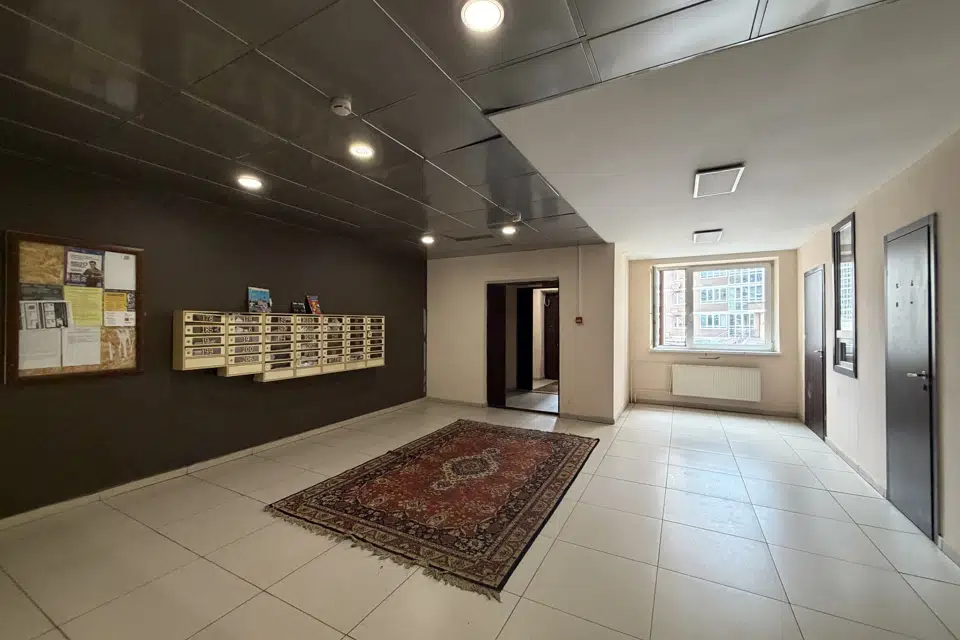 Продаётся 3-комнатная квартира, 122 м²