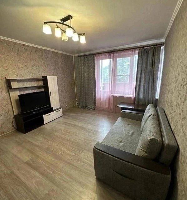 Продаётся 1-комнатная квартира, 38 м²