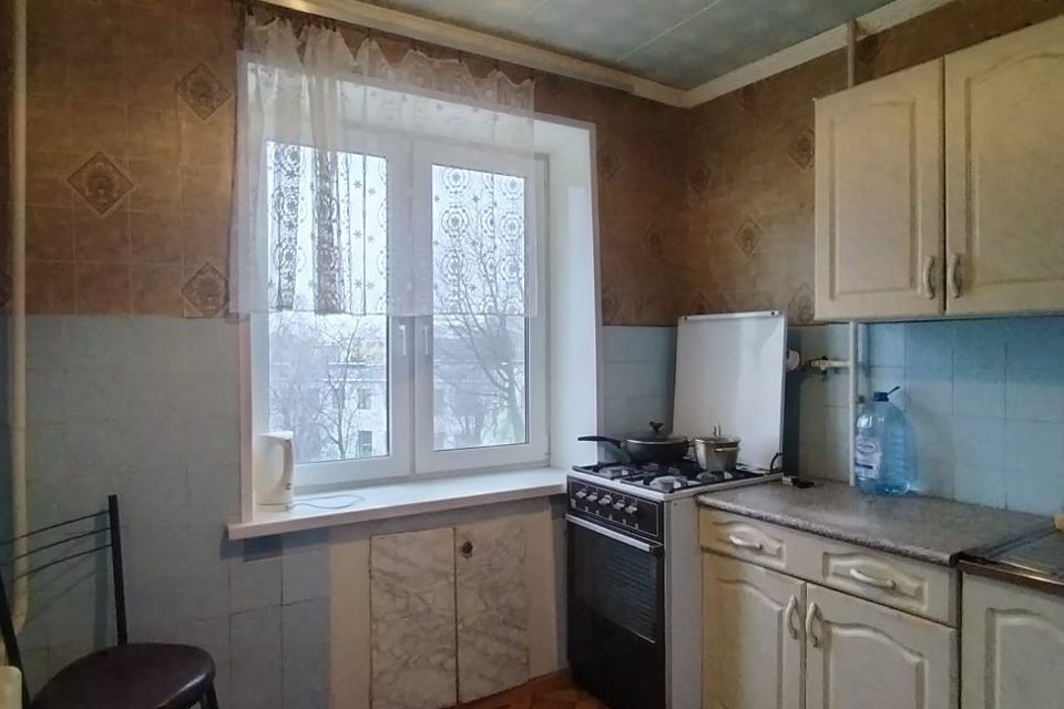 Продаётся 3-комнатная квартира, 57.3 м²