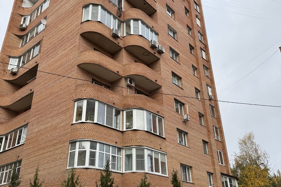 Продаётся 2-комнатная квартира, 69 м²