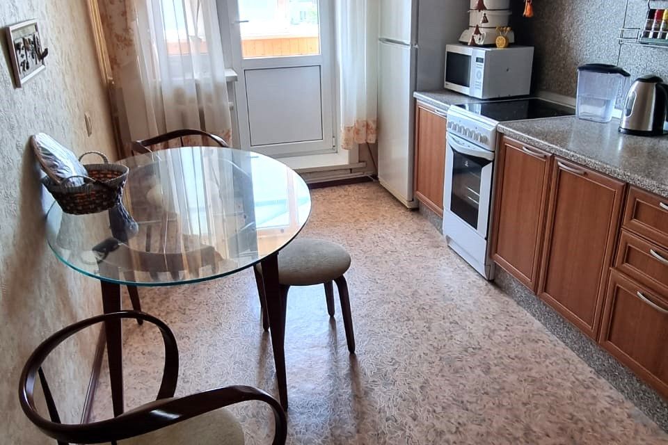 Продаётся 2-комнатная квартира, 56.1 м²
