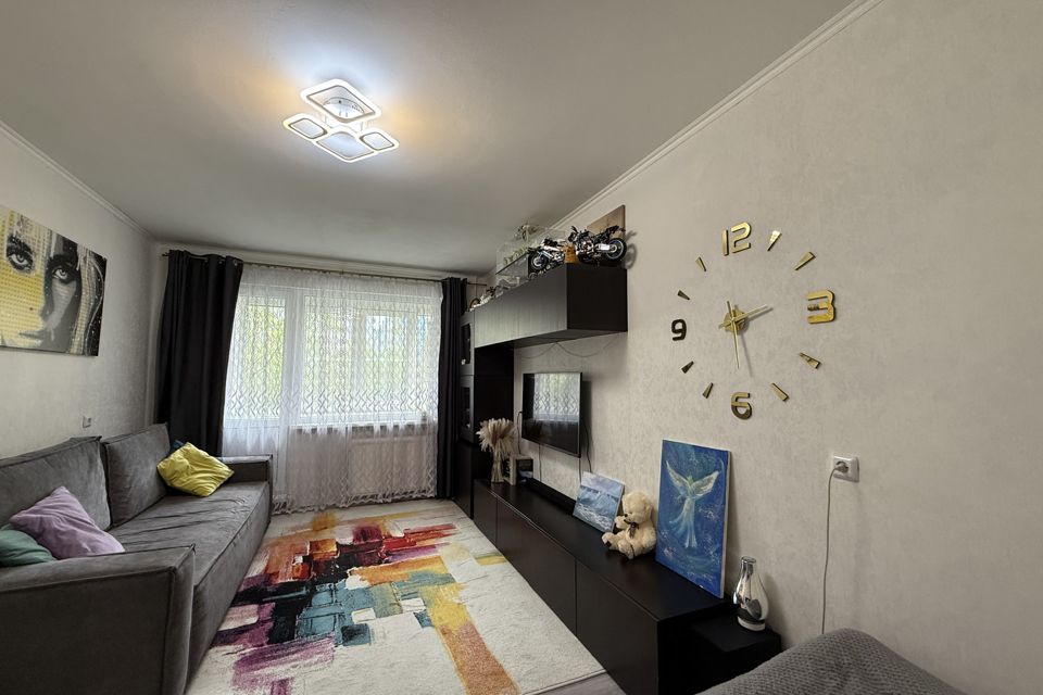 Продаётся 1-комнатная квартира, 35.6 м²
