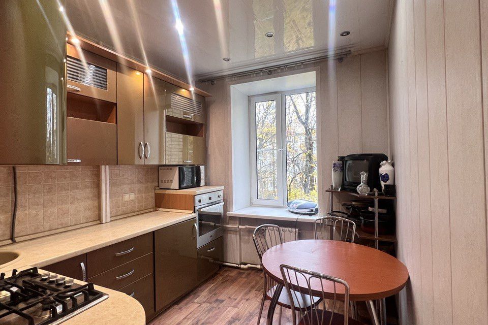 Продаётся 2-комнатная квартира, 46.4 м²