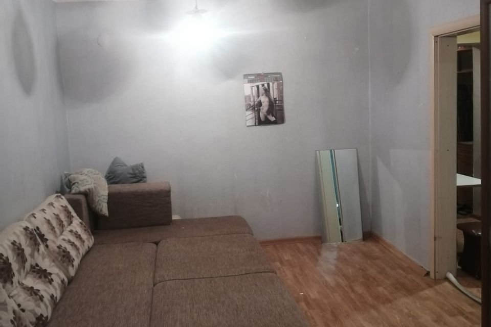 Продаётся 1-комнатная квартира, 37.3 м²