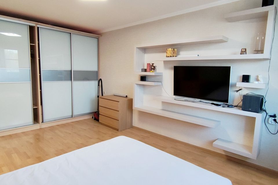 Сдаётся 1-комнатная квартира, 40 м²