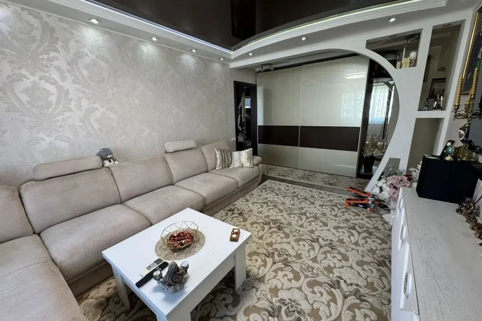 Продаётся 3-комнатная квартира, 74 м²