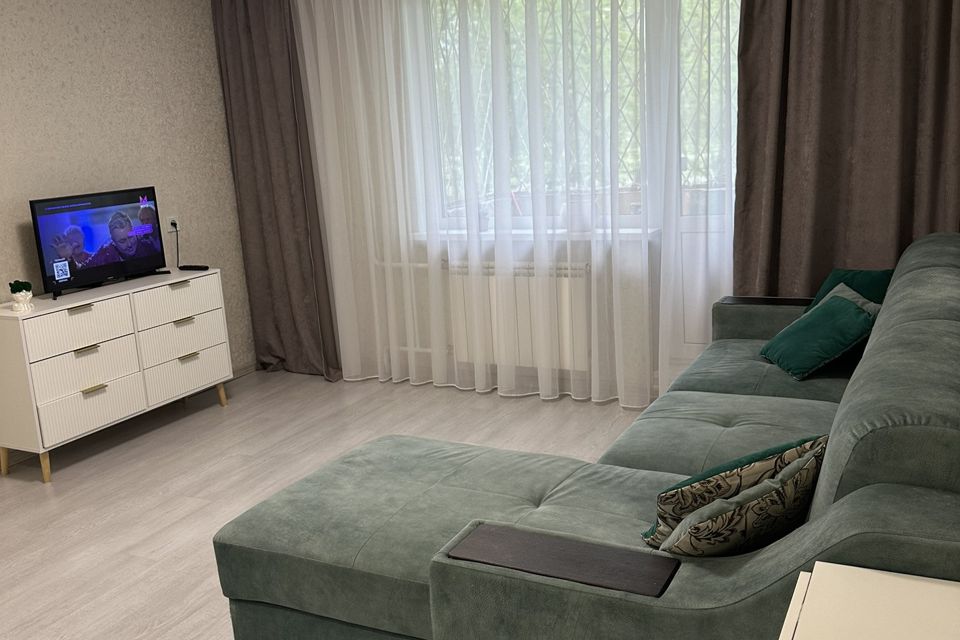 Сдаётся 2-комнатная квартира, 42.6 м²