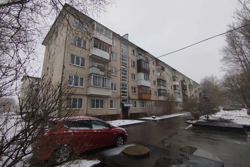 Продаётся 3-комнатная квартира, 49 м²