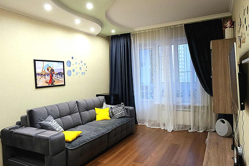 Продаётся 2-комнатная квартира, 78.7 м²