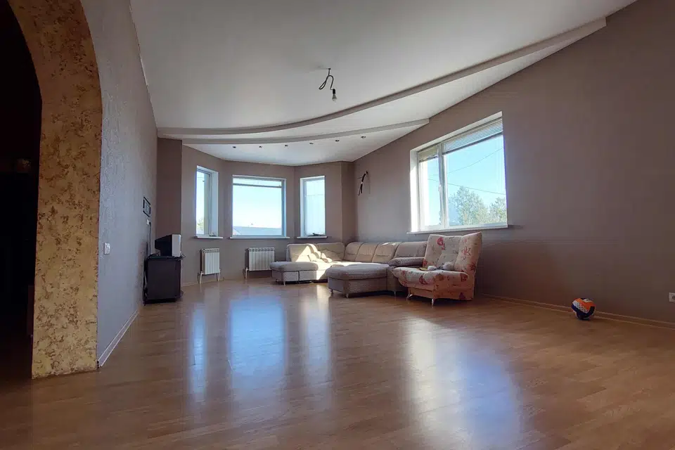 Продаётся 2-этажный дом, 173.5 м²