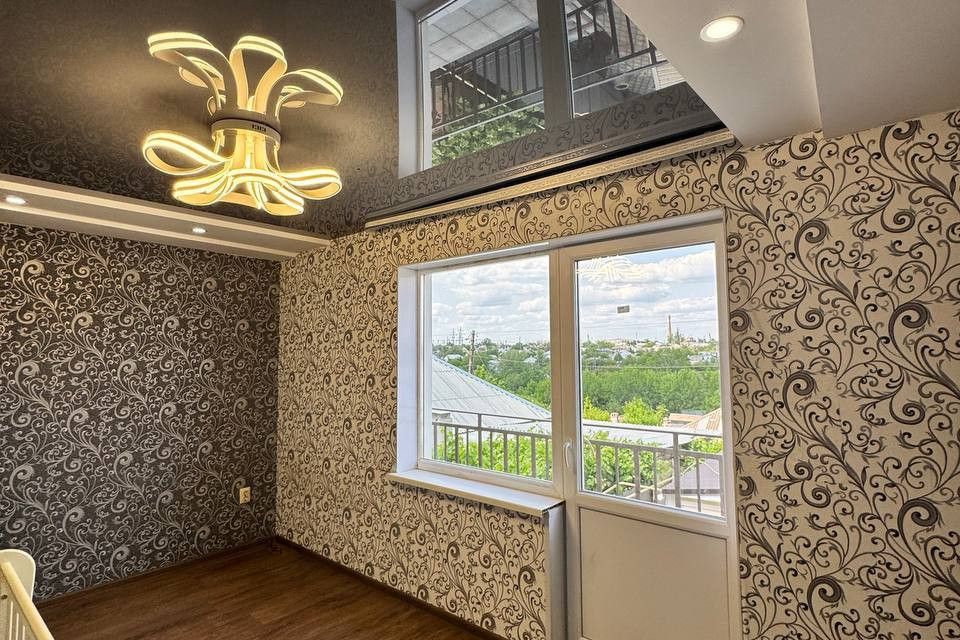 Продаётся 2-этажный дом, 139 м²