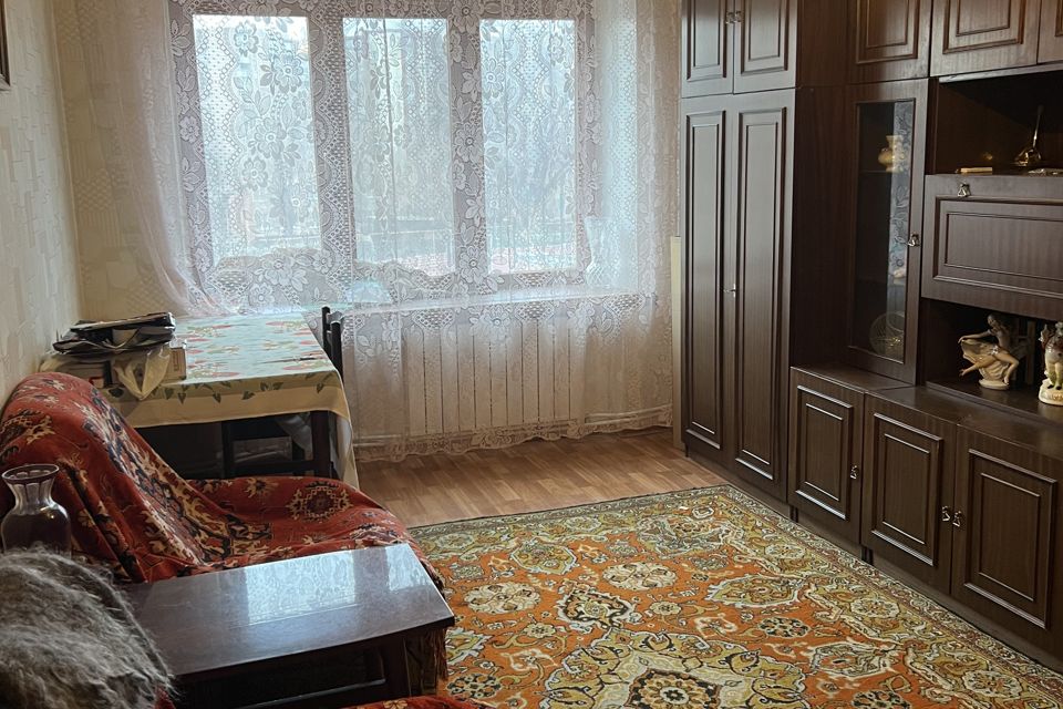 Продаётся 4-комнатная квартира, 74 м²