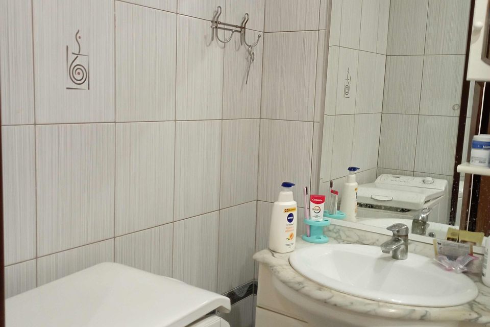Продаётся 3-комнатная квартира, 70 м²