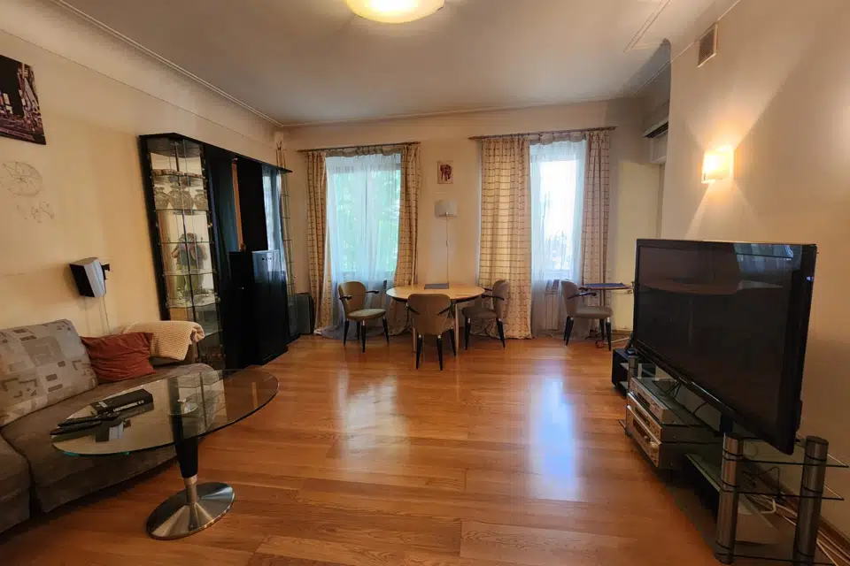 Продаётся 4-комнатная квартира, 86 м²