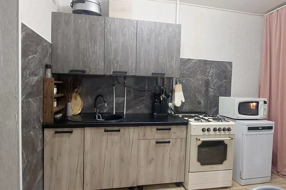 Продаётся 3-комнатная квартира, 68.2 м²