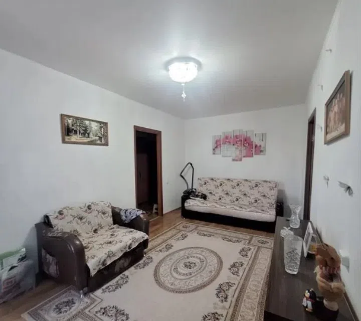 Продаётся 2-комнатная квартира, 41.5 м²