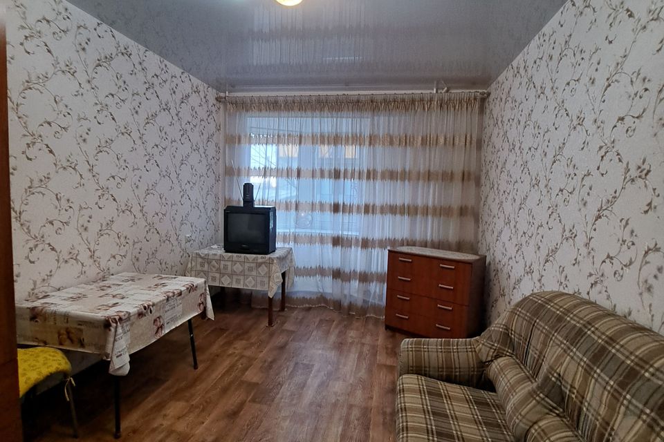 Продаётся 1-комнатная квартира, 37.3 м²