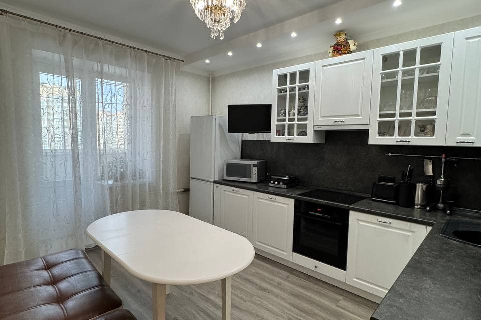 Продаётся 1-комнатная квартира, 38.2 м²