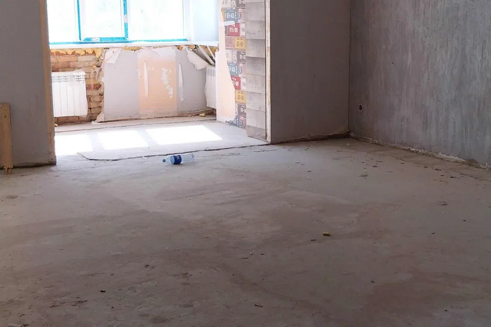 Продаётся 4-комнатная квартира, 179 м²