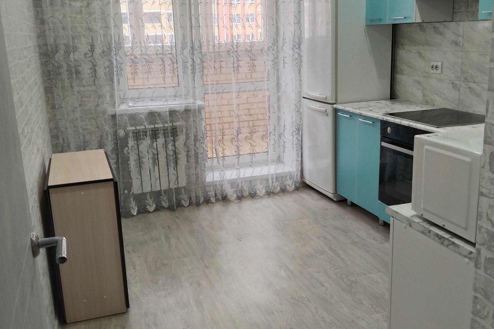 Сдаётся 1-комнатная квартира, 38 м²