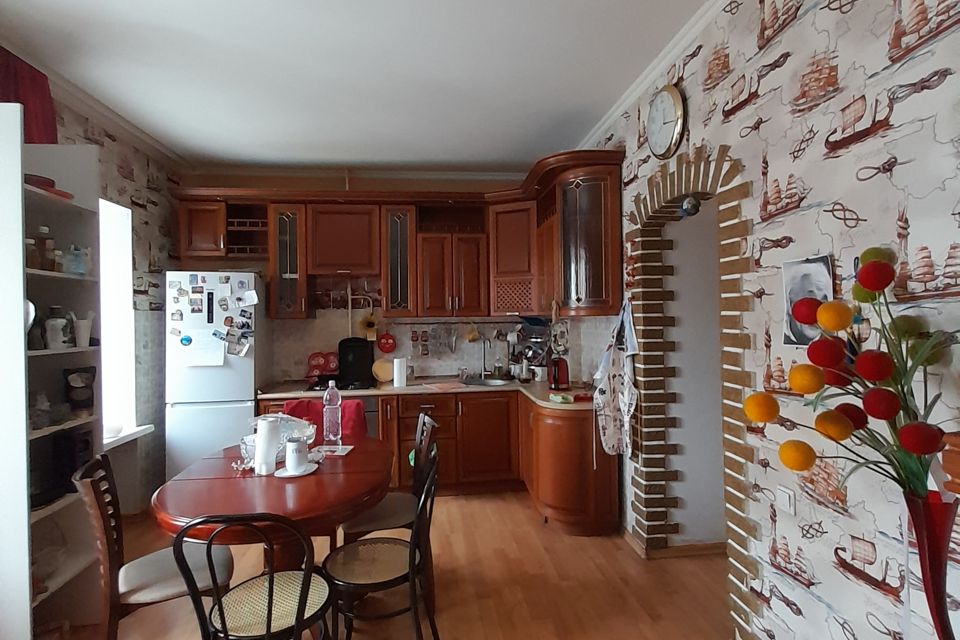 Продаётся 3-комнатная квартира, 69.3 м²